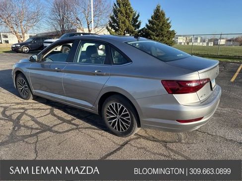 Used 2021 Volkswagen Jetta S image 9