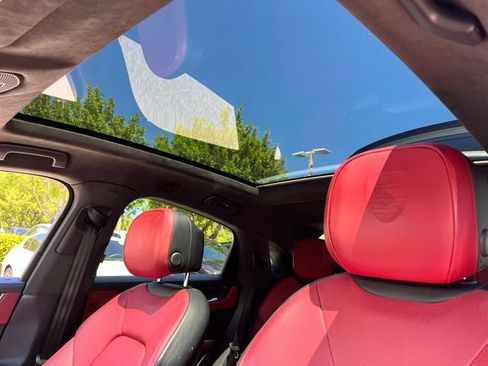 Used 2024 Porsche Cayenne Coupe w/ Premium Package Plus AWD/4WD image 8