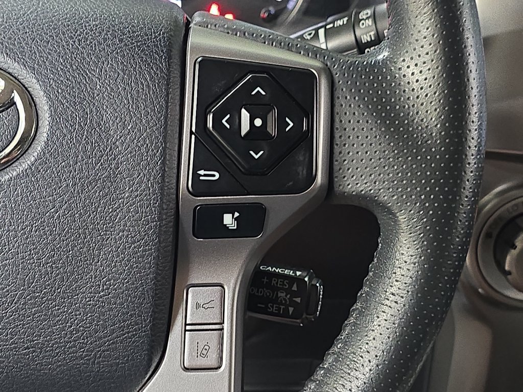 Used 2022 Toyota 4Runner TRD Sport w/ Technology Package AWD/4WD image 21
