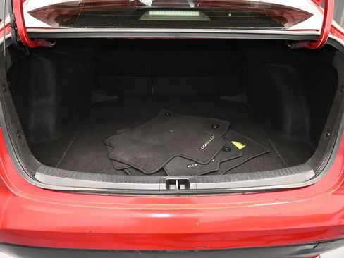 Used 2020 Toyota Corolla LE image 31