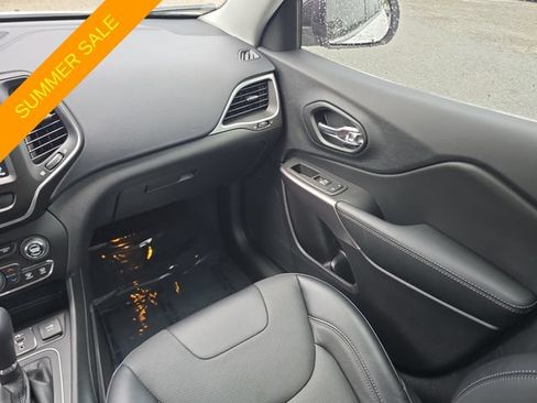 Certified 2022 Jeep Cherokee Latitude Lux FWD image 12