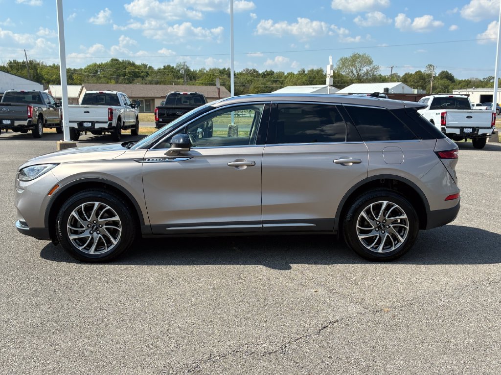 Used 2020 Lincoln Corsair FWD w/ Equipment Group 101A image 8