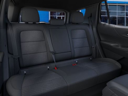 New 2026 Chevrolet Equinox LT w/ Safety and Technology Package FWD image 17