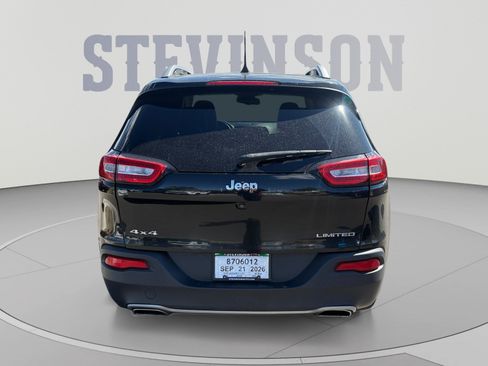 Used 2016 Jeep Cherokee Limited AWD/4WD image 4