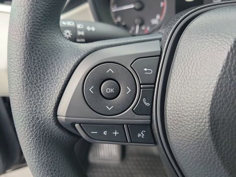 Used 2025 Toyota Corolla LE image 23