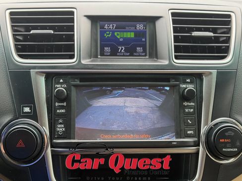 Used 2013 Toyota Highlander Limited AWD/4WD image 36