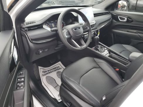 New 2026 Jeep Compass Limited image 12