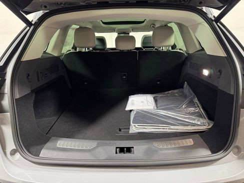 New 2026 Lincoln Nautilus Premier w/ Equipment Group 102A image 22