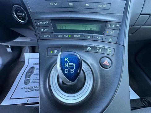Used 2010 Toyota Prius Five image 23