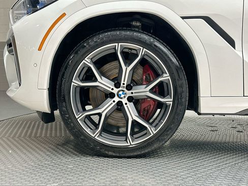 Used 2021 BMW X6 M50i w/ Executive Package AWD/4WD image 17