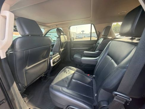 Used 2022 Ford Expedition XLT RWD image 21