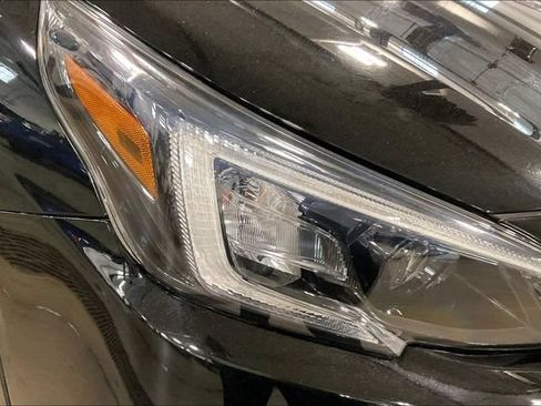 Used 2020 Subaru Outback Premium AWD/4WD image 28