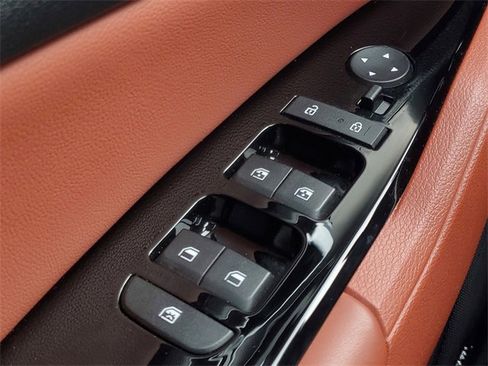 Certified 2023 Kia Sportage SX image 23