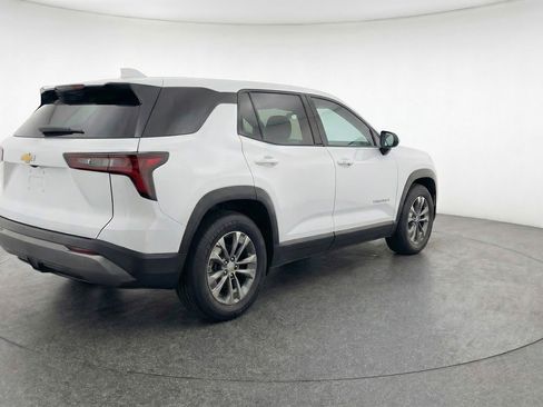 Used 2025 Chevrolet Equinox LT image 9