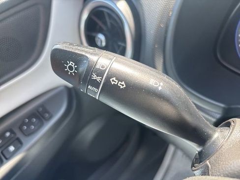 Used 2022 Hyundai Kona SEL FWD image 33