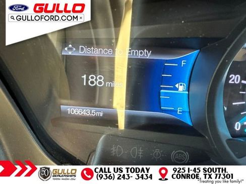 Used 2015 Ford Expedition Limited w/ Equipment Group 301A RWD image 9