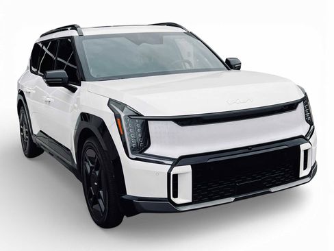 Certified 2024 Kia EV9 GT-Line image 1