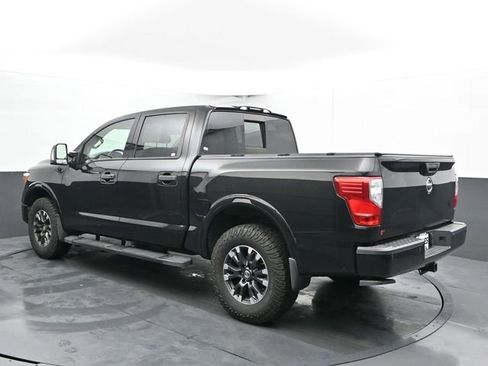 Used 2018 Nissan Titan PRO-4X w/ Pro-4x Convenience Package image 8