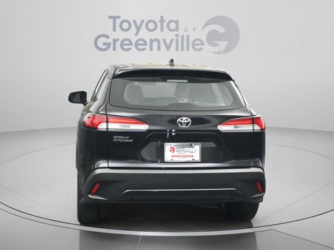 Used 2024 Toyota Corolla Cross L FWD image 12