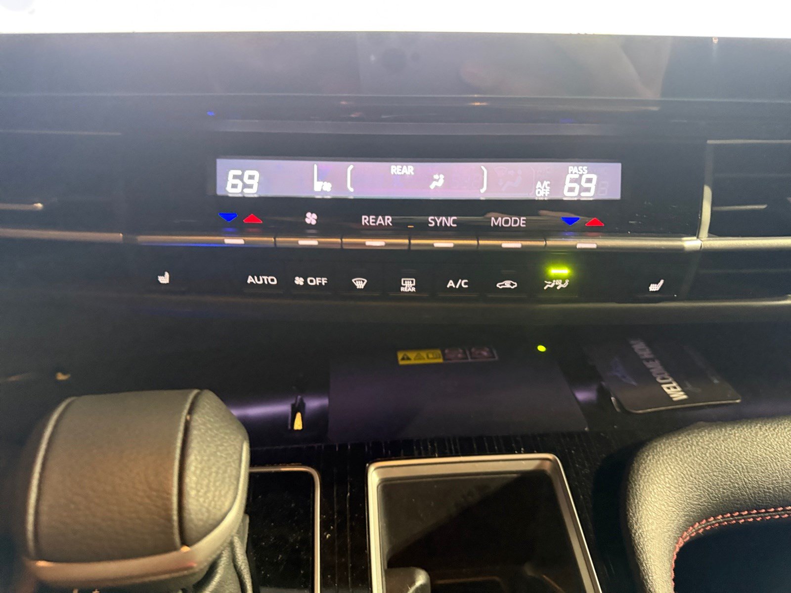 Used 2026 Toyota Sienna XSE AWD/4WD image 12