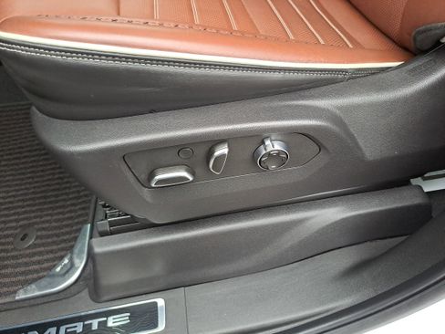 Certified 2024 GMC Sierra 3500 Denali Ultimate image 13