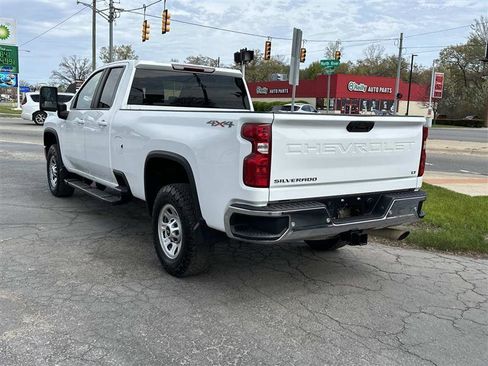 Used 2020 Chevrolet Silverado 2500 LT AWD/4WD image 4