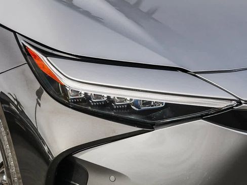 Used 2024 Toyota bZ4X Limited image 4