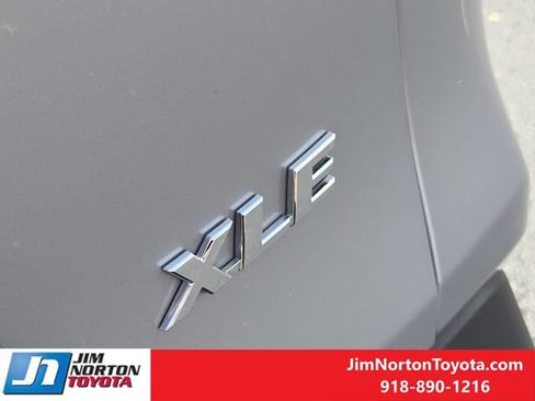Used 2025 Toyota RAV4 XLE FWD image 13