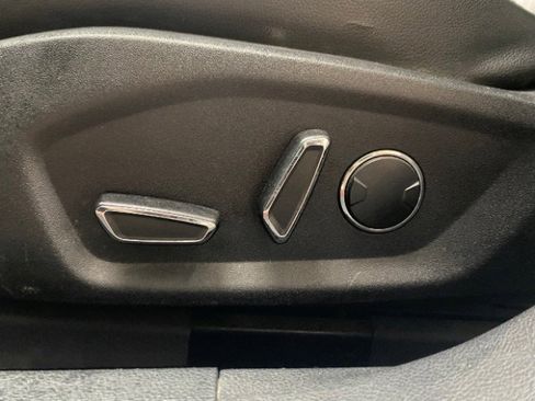 Used 2017 Ford Fusion Energi SE image 19