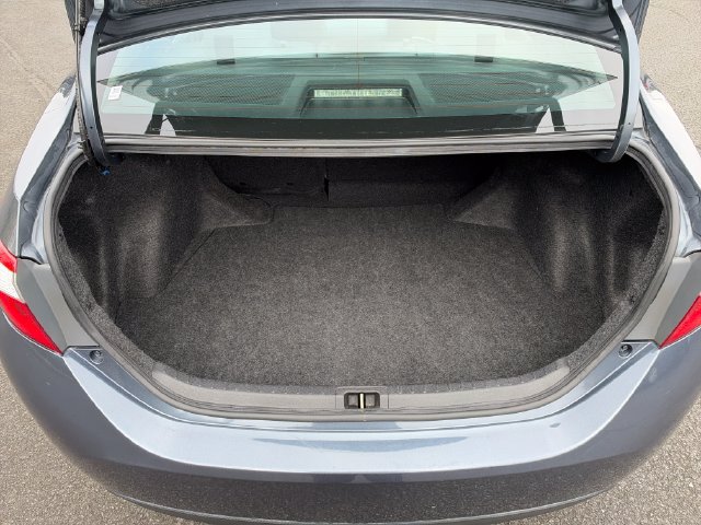 Used 2016 Toyota Corolla LE FWD image 13