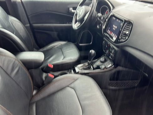 Used 2021 Jeep Compass Limited image 5