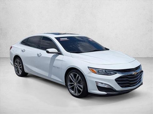 Used 2021 Chevrolet Malibu Premier FWD image 3