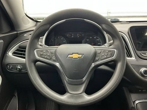 Used 2023 Chevrolet Malibu LT FWD image 8