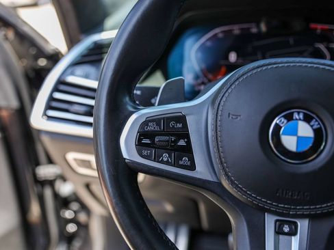 Used 2020 BMW X7 xDrive40i w/ M Sport Package AWD/4WD image 14