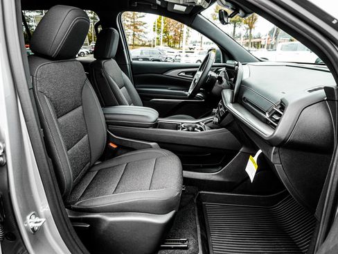 New 2026 Chevrolet Traverse LT w/ Midnight/Sport Edition image 19