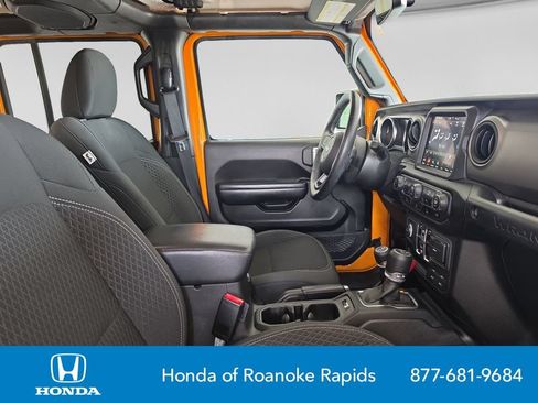 Used 2021 Jeep Wrangler Unlimited Sport AWD/4WD image 17