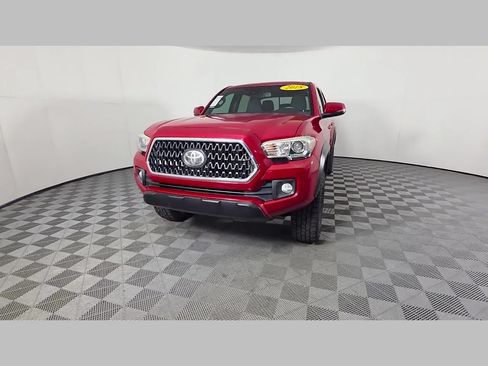 Used 2018 Toyota Tacoma TRD Off-Road AWD/4WD image 49