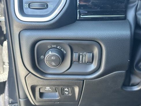 New 2026 RAM 1500 Laramie AWD/4WD image 23
