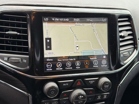 Used 2020 Jeep Grand Cherokee Limited AWD/4WD image 22