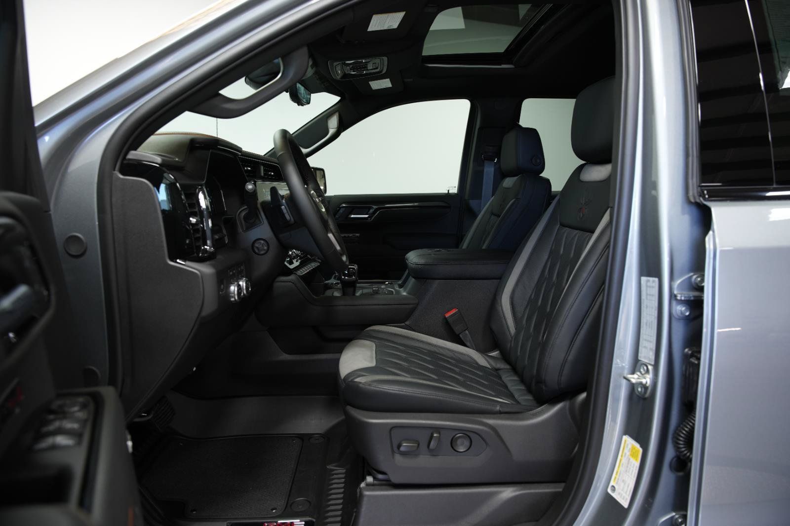 New 2026 GMC Sierra 1500 AT4 w/ AT4 Premium Package AWD/4WD image 30