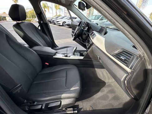 Used 2018 BMW 320i Sedan image 20