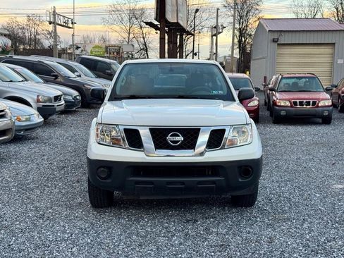 Used 2016 Nissan Frontier S image 2