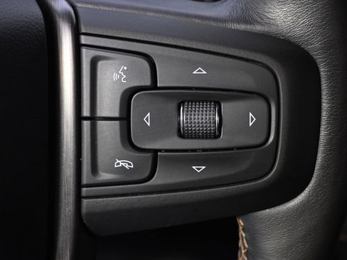 Used 2021 GMC Yukon AT4 w/ Rear Media and Nav Package AWD/4WD image 35