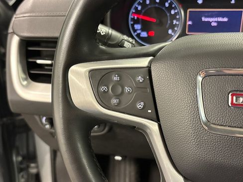 Used 2023 GMC Terrain SLT image 30