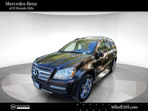 Used 2012 Mercedes-Benz GL 550 4MATIC image 1