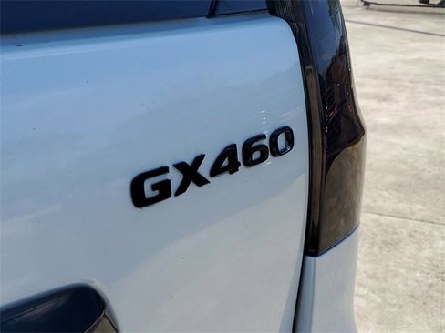 Used 2022 Lexus GX 460 Premium image 9