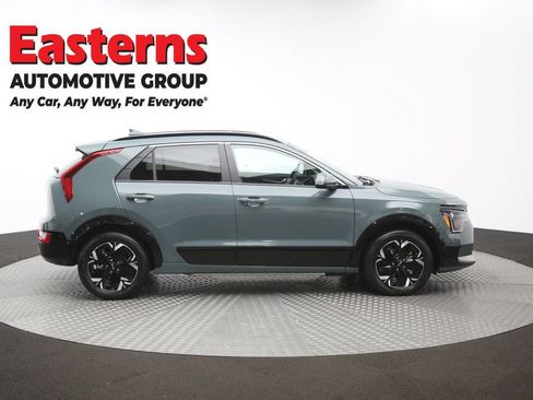 Used 2023 Kia Niro Wind w/ Wind Preserve Package FWD image 44