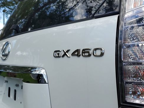 Used 2019 Lexus GX 460 Premium AWD/4WD image 7
