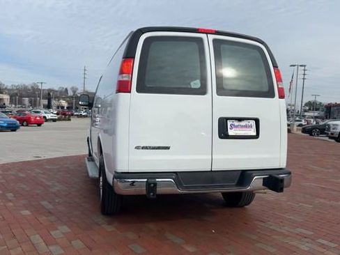Used 2024 Chevrolet Express 2500 w/ Driver Convenience Package image 9