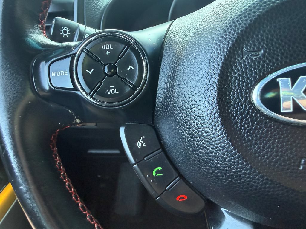 Used 2015 Kia Soul ! w/ Umber Package 1 FWD image 15